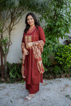 Maroon Ethnic 3 Piece Kurta Set with Printed Dupatta & Straight Pants